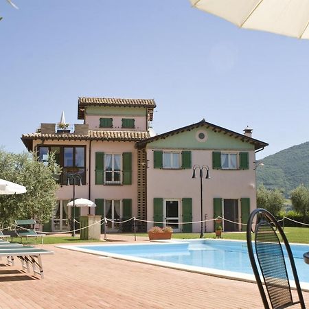 Relax Cottage Valtopina Екстериор снимка