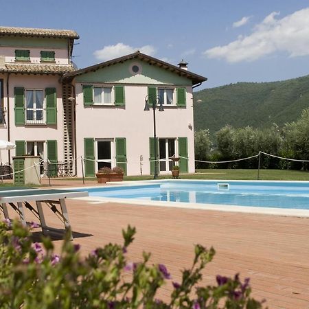 Relax Cottage Valtopina Екстериор снимка