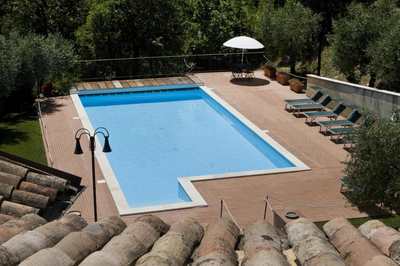 Relax Cottage Valtopina Екстериор снимка