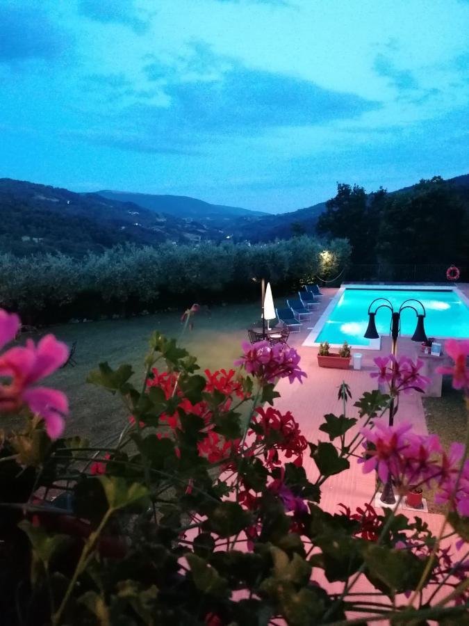 Relax Cottage Valtopina Екстериор снимка