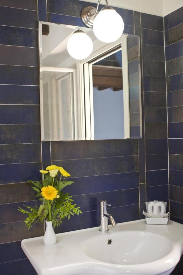 Relax Cottage Valtopina Екстериор снимка