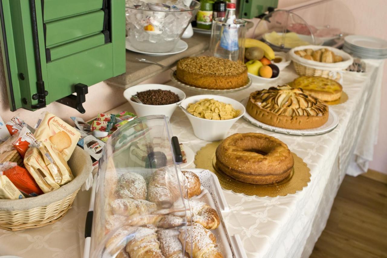 Relax Cottage Valtopina Екстериор снимка