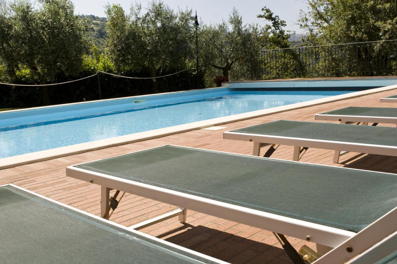 Relax Cottage Valtopina Екстериор снимка
