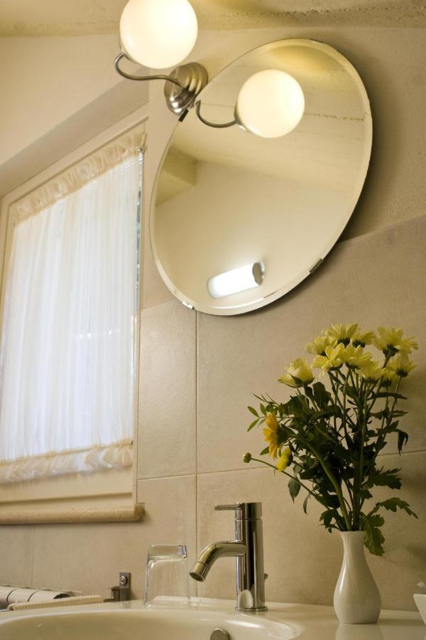 Relax Cottage Valtopina Екстериор снимка